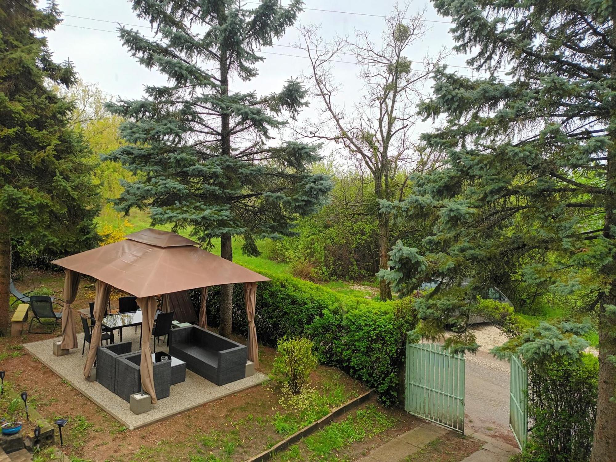 Villa Evetes Jablonov nad Turnou Luaran gambar